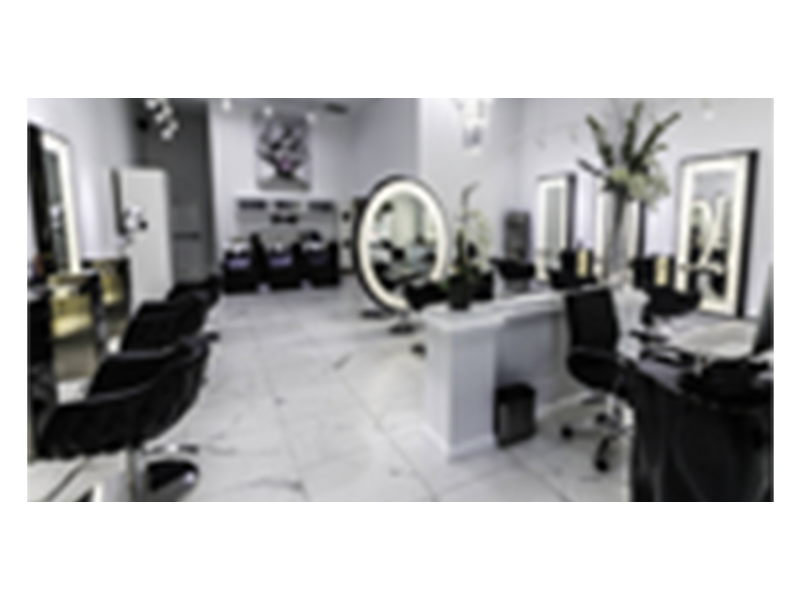 Tractor - Mahindra 575 - 81